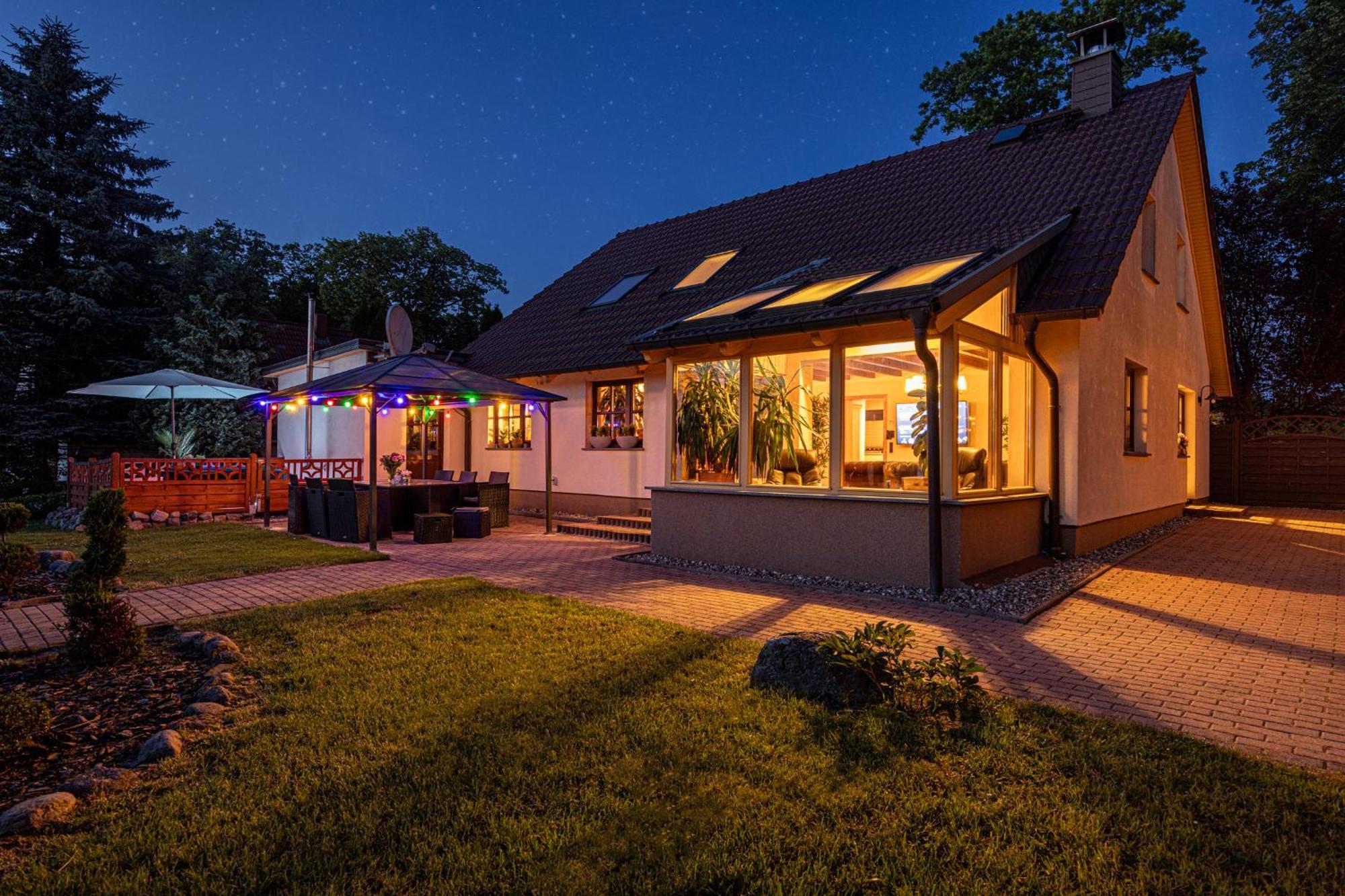 Wellnessparadies Mit Sauna Und Whirlpool Krakow am See Exterior photo