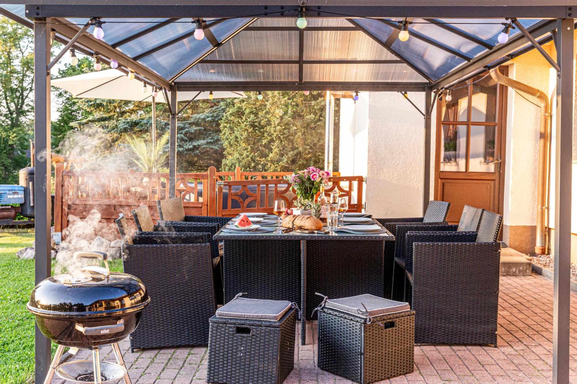 Wellnessparadies Mit Sauna Und Whirlpool Krakow am See Exterior photo